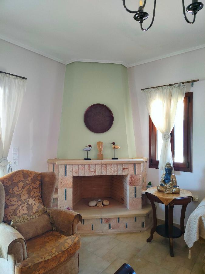 Athevillas Antonis Mina ภายนอก รูปภาพ