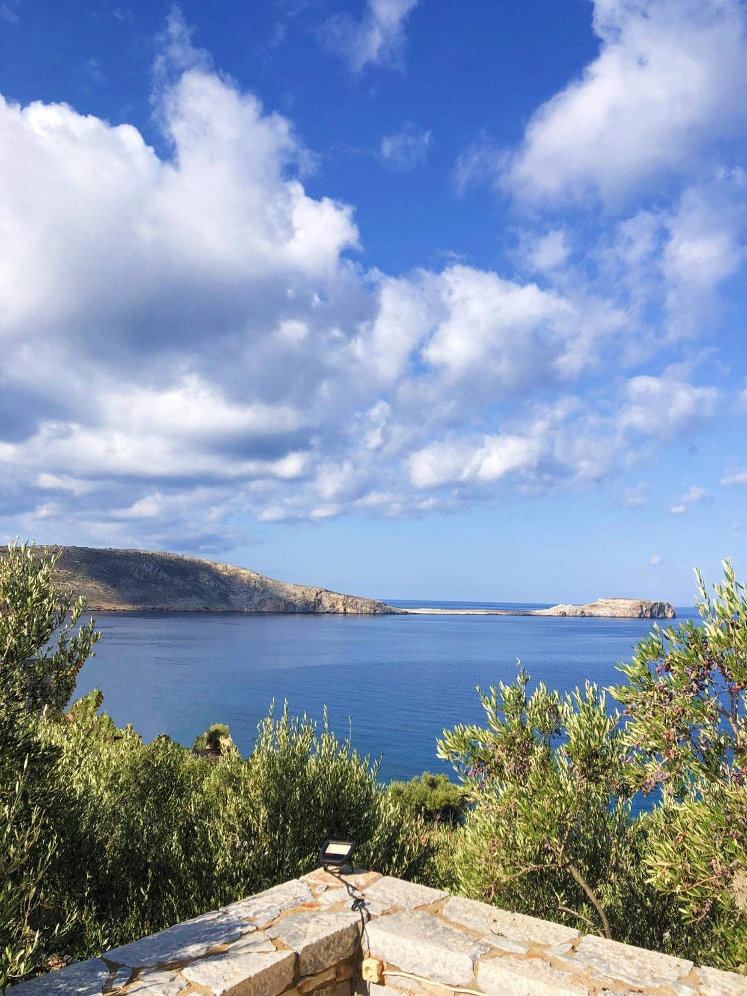 Athevillas Antonis Mina ภายนอก รูปภาพ