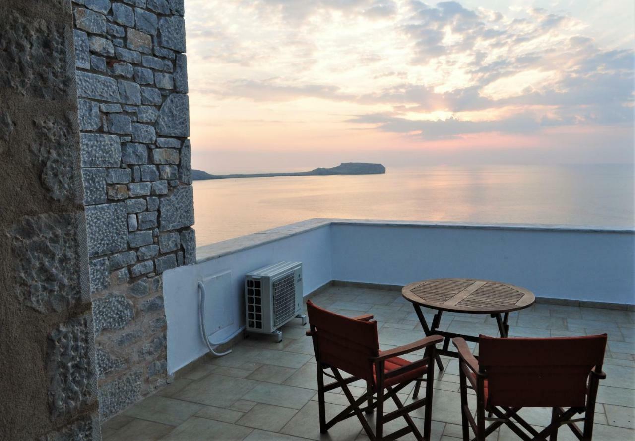 Athevillas Antonis Mina ภายนอก รูปภาพ