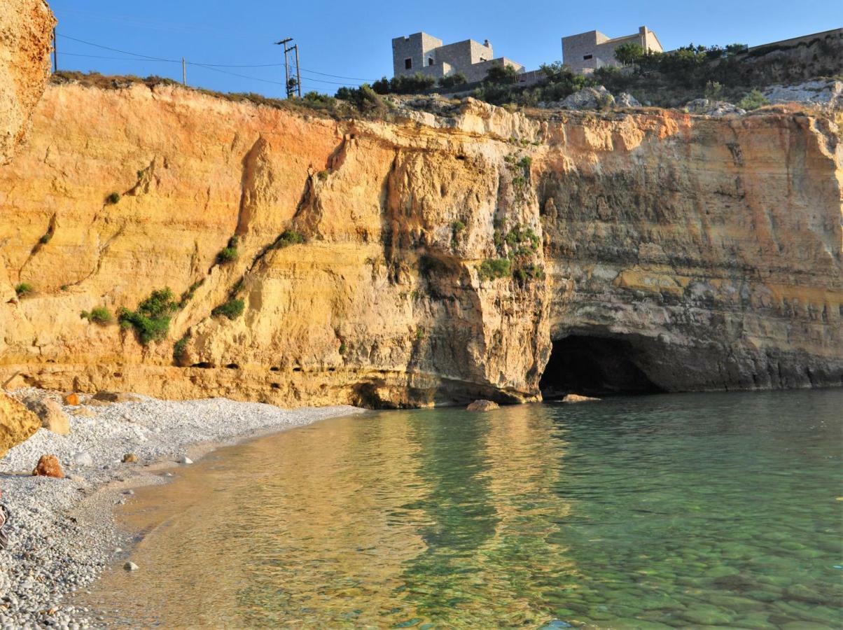 Athevillas Antonis Mina ภายนอก รูปภาพ